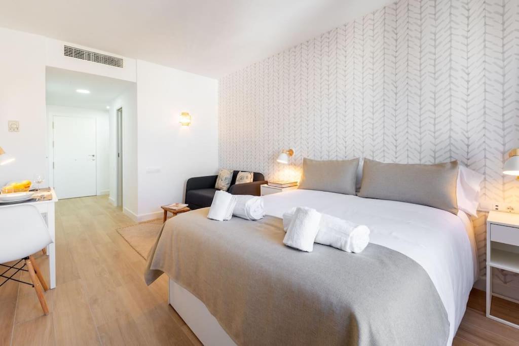 New Suite Reformada Con Excelente Ubicacion Севилья Экстерьер фото